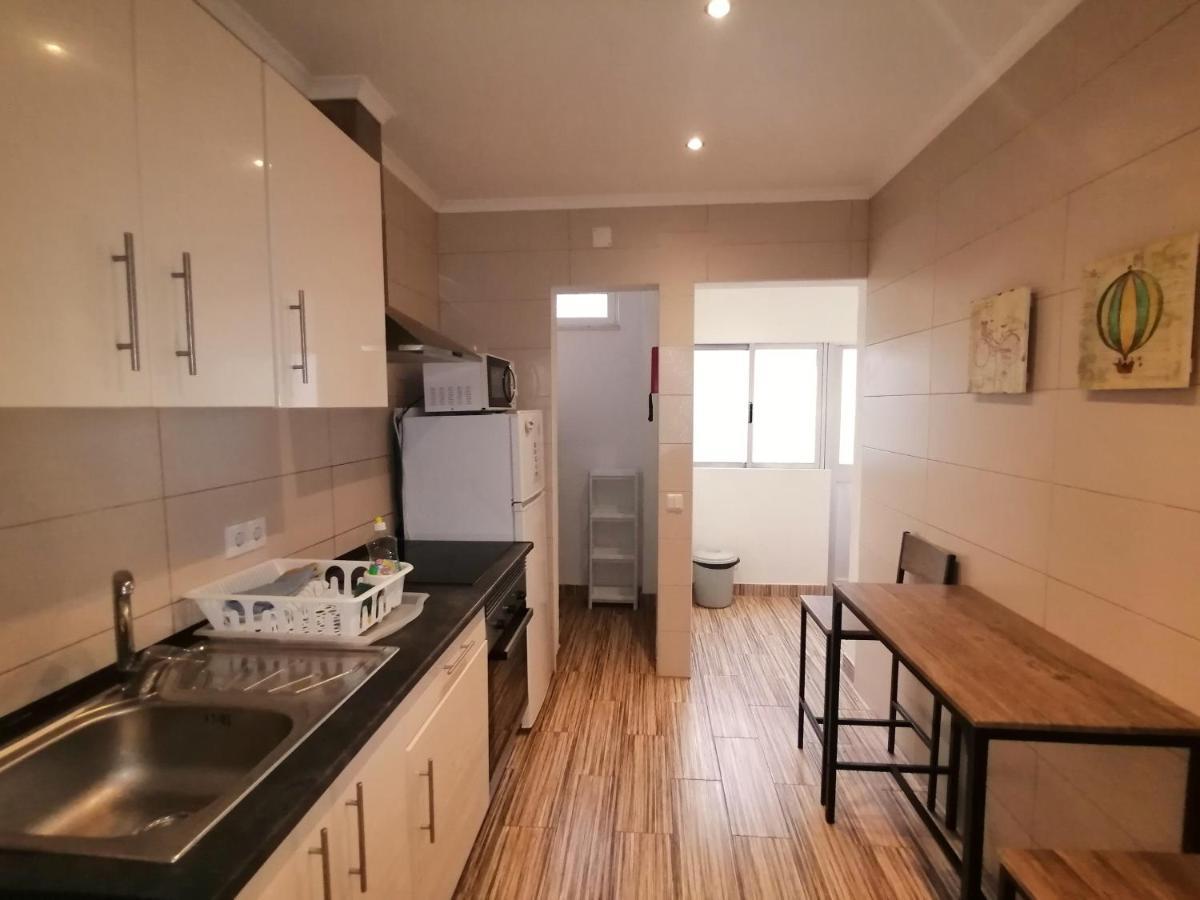 Apartamento Berlim Faro Luaran gambar